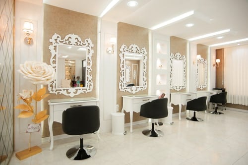 Curlys Salon Interior